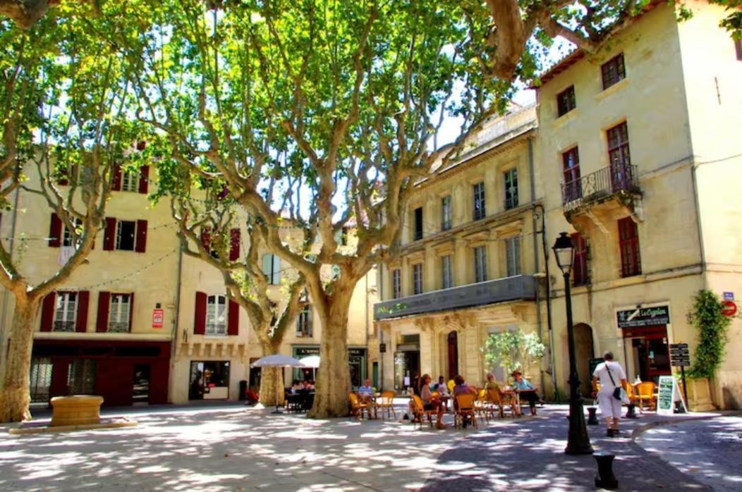 Appartement Belle-Vue Beaucaire  Esterno foto
