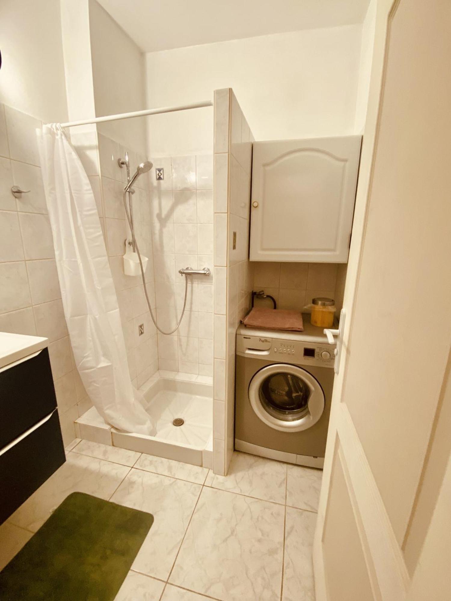 Appartement Belle-Vue Beaucaire  Esterno foto